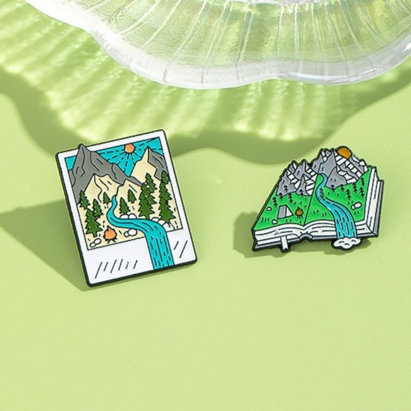 Outdoor Adventure Books - Alfinetes esmaltados com tema de aventura: